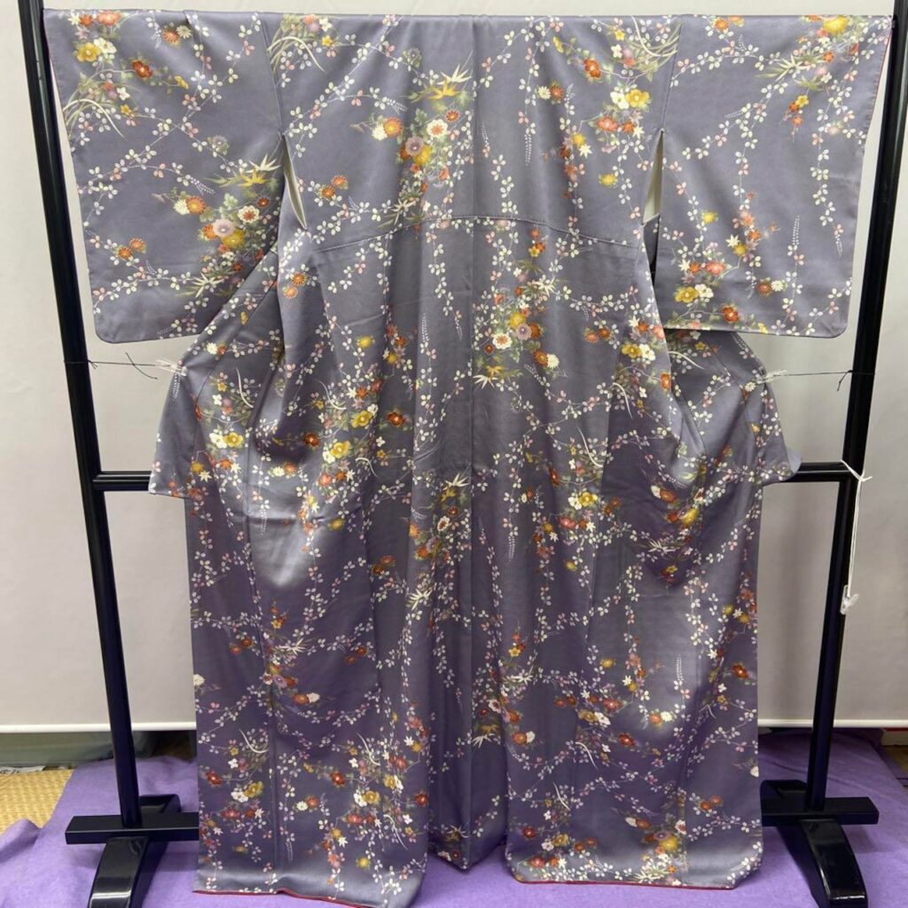 5424 灰青 花柄 小紋 着物 正絹 おしゃれ着 萩 紅葉 梅 竹 買取しま